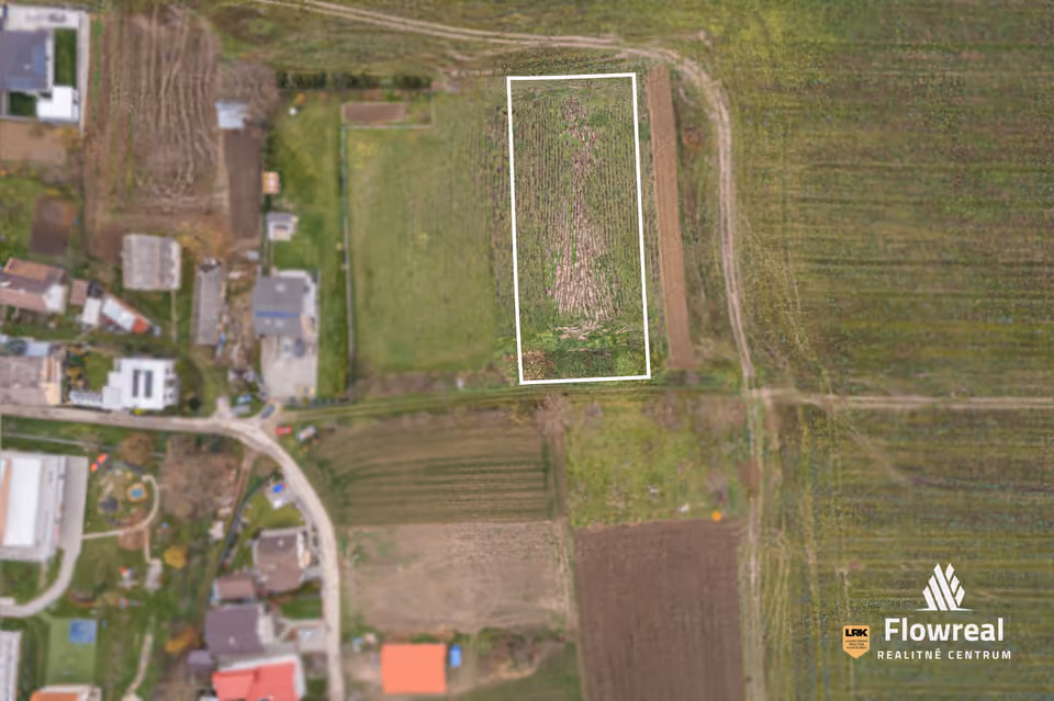 Grundstück 1.189 m², Melčice-Lieskové