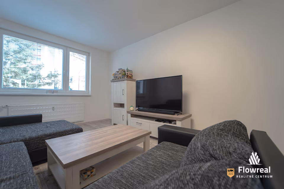 2-Zimmer-Wohnung, Trenčín – Juh – Wohnzimmer