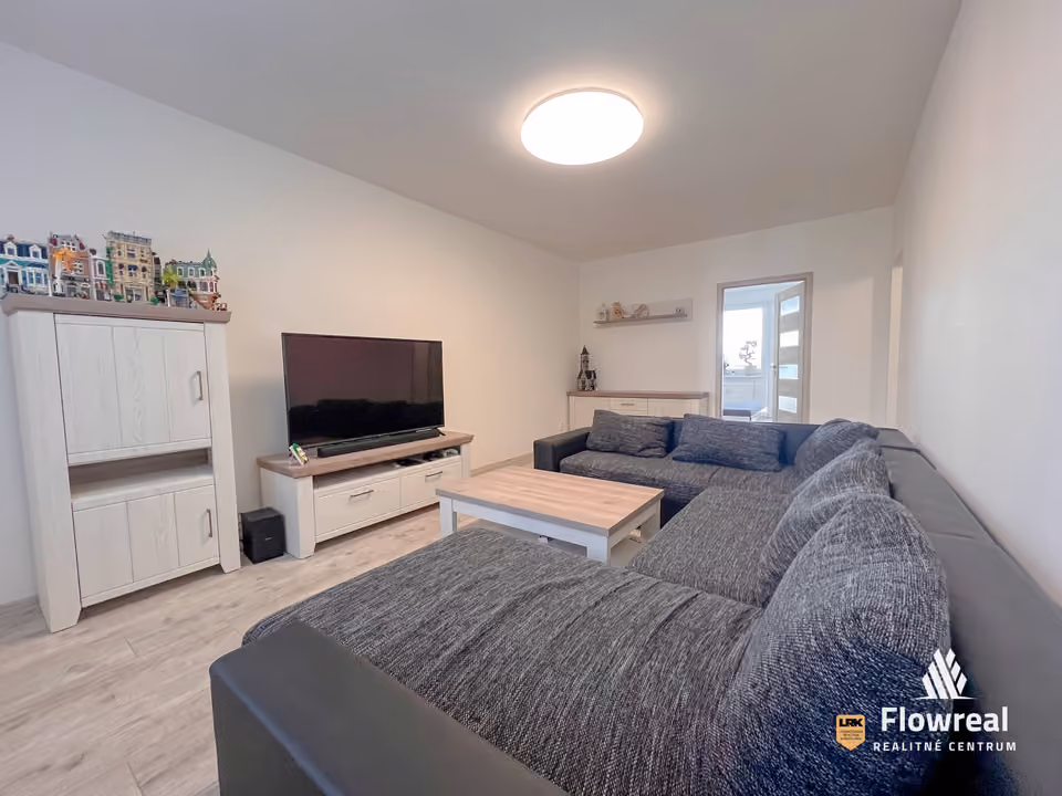 2-Zimmer-Wohnung, Trenčín – Juh – Wohnzimmer