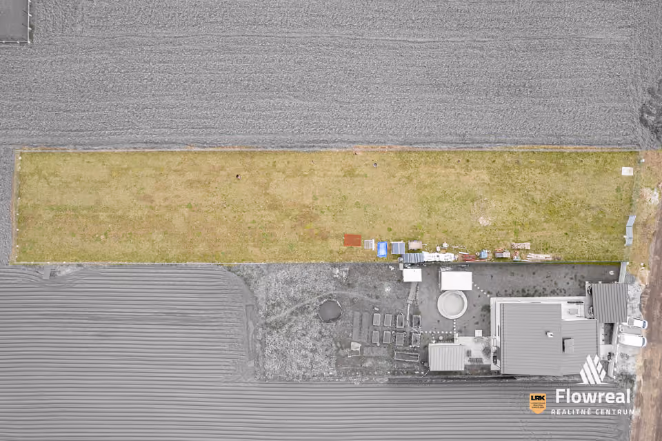 Grundstück 2.500 m², Slavnica – Grundstück aus der Drohne