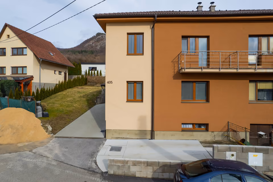 Haus, 4 Zimmer, Omšenie – Hausansicht