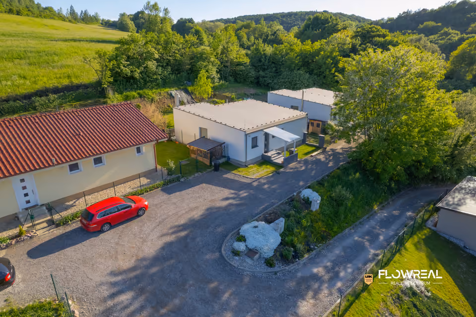 Будинок, 4 кімнати, Skalka nad Váhom – будинок з дрона