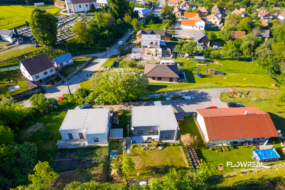 Будинок, 4 кімнати, Skalka nad Váhom – околиці з дрона