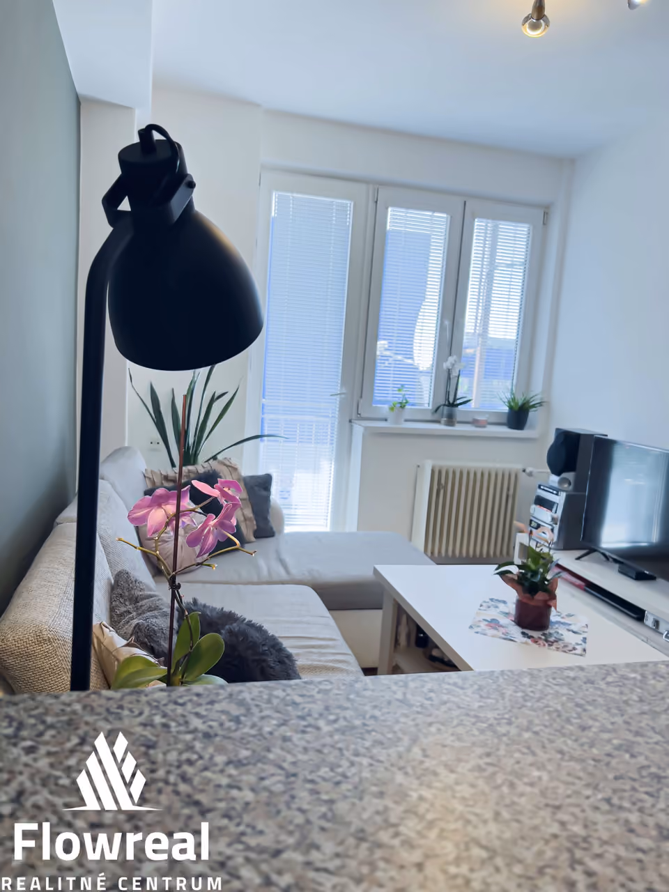 2-Zimmer-Wohnung, Trenčín – Pod Sokolice – Wohnzimmer