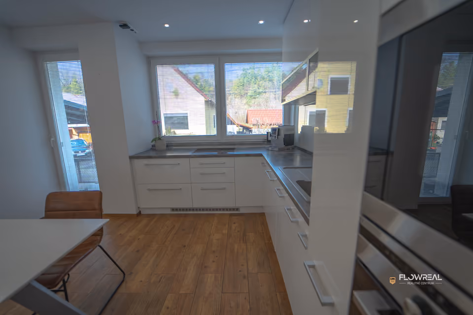 Haus, 5 Zimmer, Ilava – Küche